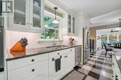 8181 Indian Trail, Guelph/Eramosa, ON - Indoor Photo Showing Kitchen With Double Sink