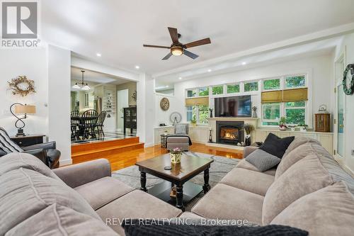 8181 Indian Trail, Guelph/Eramosa, ON - Indoor Photo Showing Living Room With Fireplace