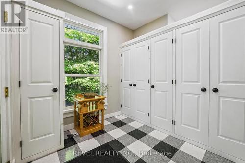 8181 Indian Trail, Guelph/Eramosa, ON - Indoor Photo Showing Other Room