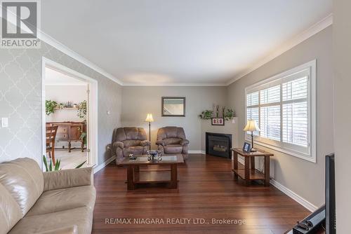 3 Brock Street, Thorold, ON - Indoor Photo Showing Living Room With Fireplace