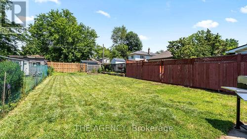 166 Elgin Street, Brantford, ON - Outdoor