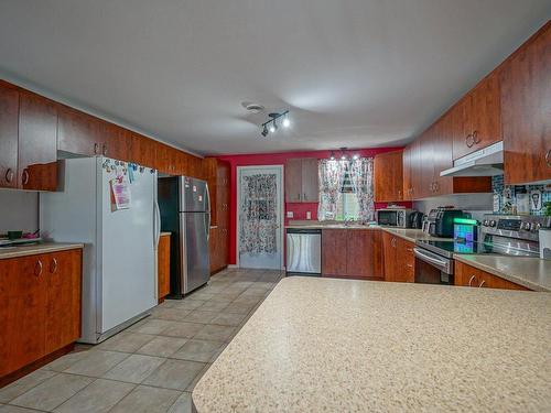 Cuisine - 7439 Boul. Bourque, Sherbrooke (Brompton/Rock Forest/Saint-Élie/Deauville), QC - Indoor Photo Showing Kitchen