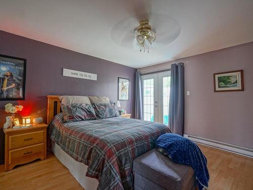 Master bedroom - 7439 Boul. Bourque, Sherbrooke (Brompton/Rock Forest/Saint-Élie/Deauville), QC - Indoor Photo Showing Bedroom