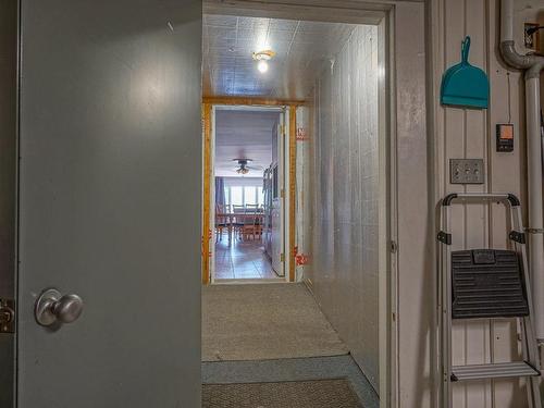 Garage - 7439 Boul. Bourque, Sherbrooke (Brompton/Rock Forest/Saint-Élie/Deauville), QC - Indoor Photo Showing Other Room