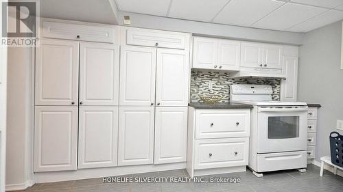 20 Kennebec Crescent, Toronto W10, ON - Indoor Photo Showing Kitchen