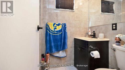 20 Kennebec Crescent, Toronto W10, ON - Indoor Photo Showing Bathroom