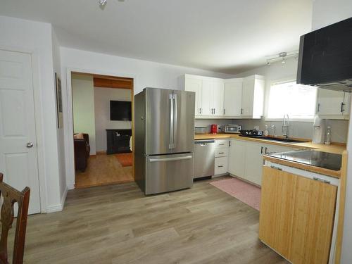 Cuisine - 1345 Rue St-Roch, Mont-Tremblant, QC - Indoor Photo Showing Kitchen