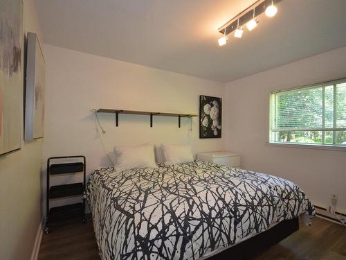 Chambre Ã Â coucher - 1345 Rue St-Roch, Mont-Tremblant, QC - Indoor Photo Showing Bedroom