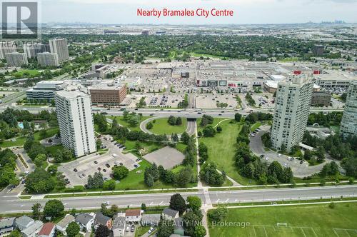35 - 18 Hartnell Square, Brampton, ON - Outdoor With View