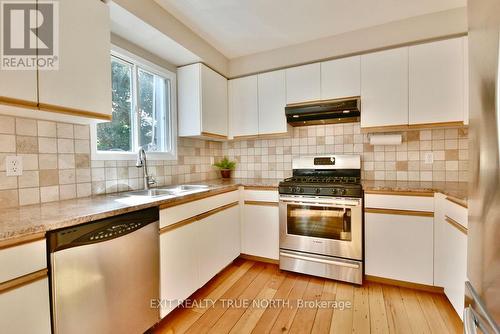 1889 Applewood Avenue, Innisfil (Alcona), ON - Indoor Photo Showing Kitchen With Double Sink