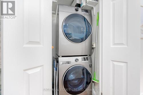 1119 - 230 King Street E, Toronto, ON - Indoor Photo Showing Laundry Room