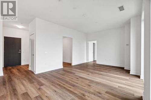 906 - 250 Lawrence Avenue W, Toronto C04, ON - Indoor Photo Showing Other Room