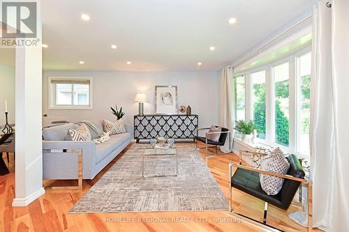 16 Jallan Drive, Ajax (Central West), ON - Indoor Photo Showing Living Room