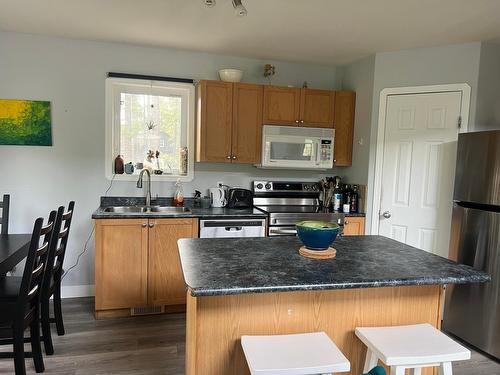 202 Forest Crowne Close, Kimberley, BC - Indoor Photo Showing Kitchen With Double Sink