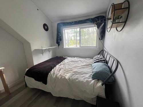 202 Forest Crowne Close, Kimberley, BC - Indoor Photo Showing Bedroom