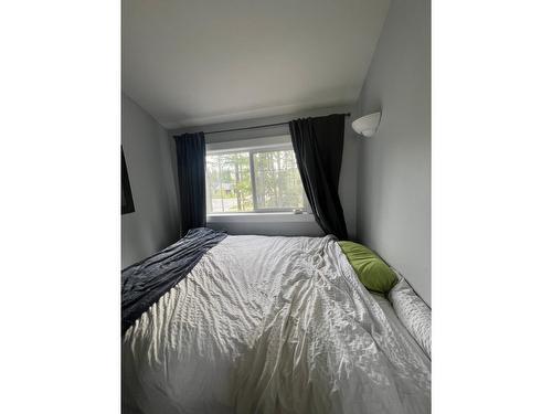 202 Forest Crowne Close, Kimberley, BC - Indoor Photo Showing Bedroom