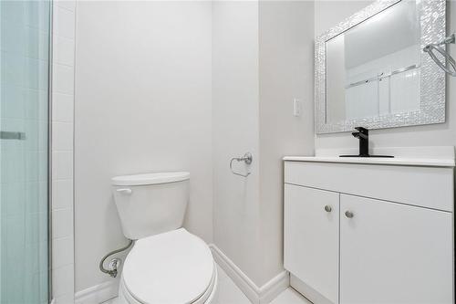 244 Ellen Davidson Drive, Oakville, ON - Indoor Photo Showing Bathroom