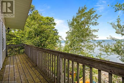 639 Bruce Rd 13, Saugeen Indian Reserve 29, ON - Outdoor With Balcony With Deck Patio Veranda