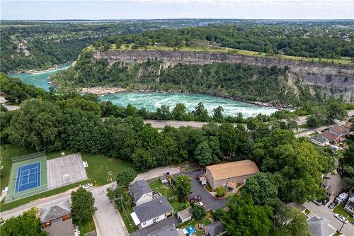 4434 Leader Lane, Niagara Falls, ON - Outdoor With View