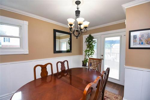 5318 Jepson Street, Niagara Falls, ON - Indoor Photo Showing Dining Room