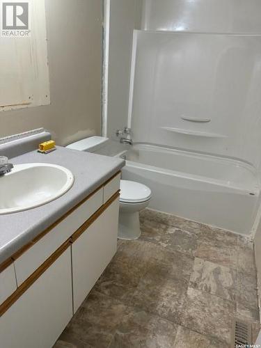 504 Cook Crescent S, La Ronge, SK - Indoor Photo Showing Bathroom