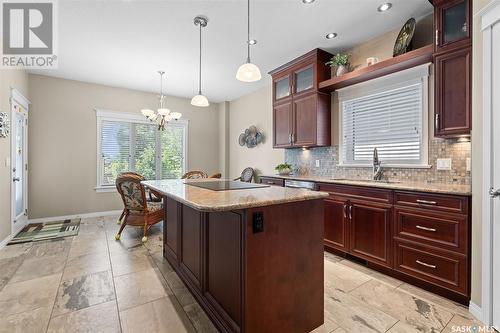 210 Patrick Lane, Saskatoon, SK - Indoor Photo Showing Kitchen With Upgraded Kitchen