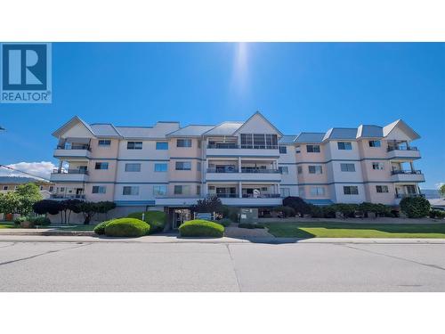 920 Argyle Street Unit# 203, Penticton, BC - Outdoor With Balcony With Facade