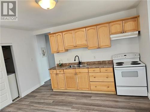 609 Lancaster Street W Unit# B, Kitchener, ON - Indoor Photo Showing Kitchen With Double Sink