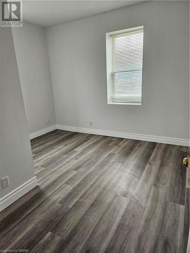 609 Lancaster Street W Unit# B, Kitchener, ON - Indoor Photo Showing Other Room