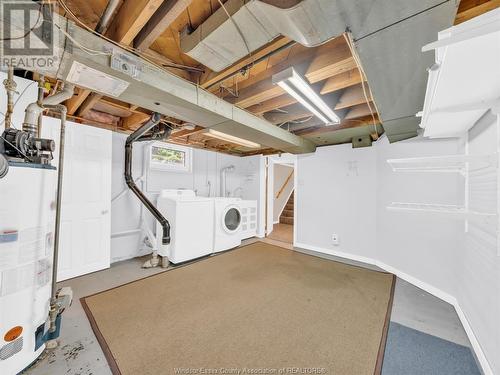 915 Villaire, Windsor, ON - Indoor Photo Showing Basement