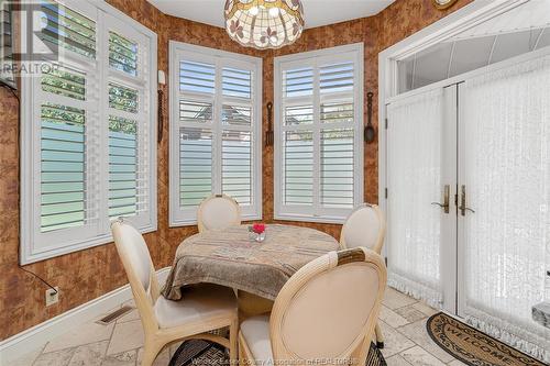 490 Shoreview, Windsor, ON - Indoor Photo Showing Dining Room