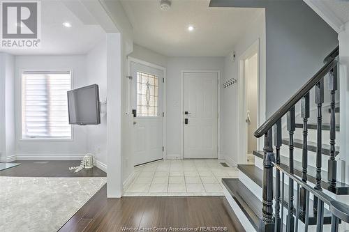 1000 Peach Blossom Crescent, Windsor, ON - Indoor Photo Showing Other Room