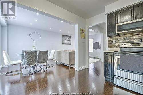 1000 Peach Blossom Crescent, Windsor, ON - Indoor Photo Showing Kitchen