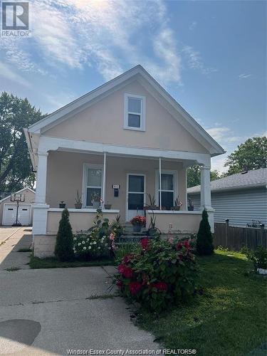 943 Lauzon Road, Windsor, ON - Outdoor With Deck Patio Veranda