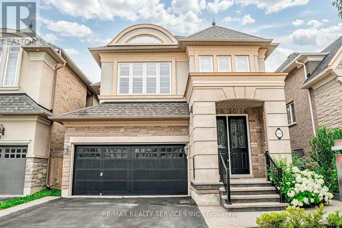 3102 Gladeside Avenue, Oakville, ON - Outdoor With Facade