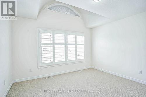 3102 Gladeside Avenue, Oakville, ON - Indoor Photo Showing Other Room