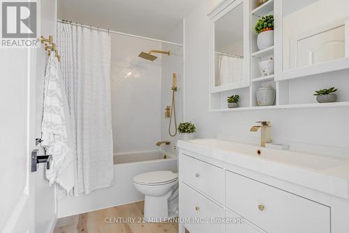 57 Melissa Court, Brampton, ON - Indoor Photo Showing Bathroom