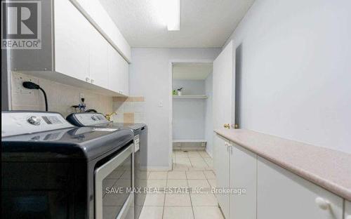 52 Tideland Drive, Brampton, ON - Indoor Photo Showing Laundry Room