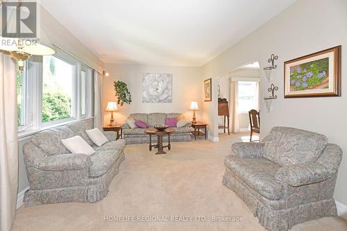 29 Anson Avenue, Toronto, ON - Indoor Photo Showing Living Room