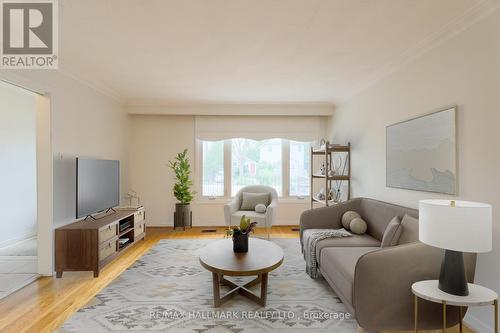 40 Claremore Avenue, Toronto, ON - Indoor Photo Showing Living Room