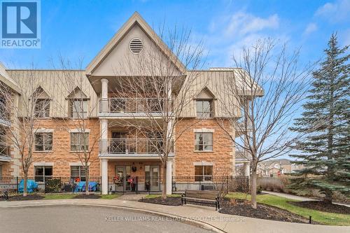 114 - 830 Scollard Court, Mississauga, ON - Outdoor