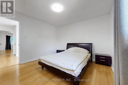 158 Walton Drive, Aurora (Aurora Village), ON - Indoor Photo Showing Bedroom