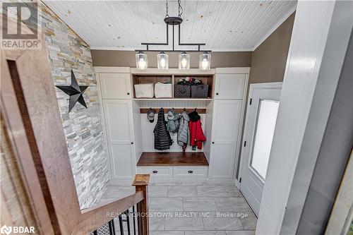 2263 25Th Side Road, Innisfil, ON - Indoor Photo Showing Other Room