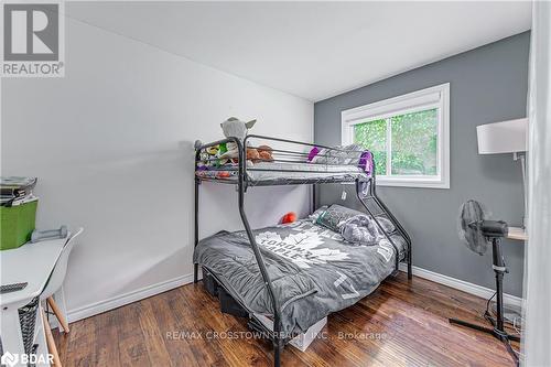 2263 25Th Side Road, Innisfil (Alcona), ON - Indoor Photo Showing Bedroom