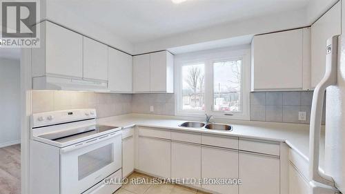 40 Ash Street, Uxbridge, ON - Indoor Photo Showing Kitchen