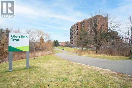 1001 - 3501 Glen Erin Drive, Mississauga, ON - Outdoor