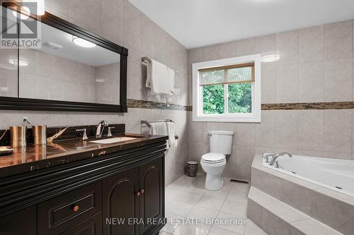 77 Rowntree Mill Road, Toronto W05, ON - Indoor Photo Showing Bathroom