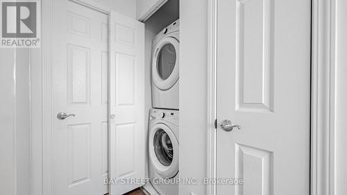 2408 - 18 Holmes Avenue, Toronto C14, ON - Indoor Photo Showing Laundry Room