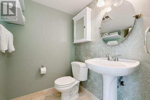 910 - 398 Eglinton Avenue E, Toronto, ON - Indoor Photo Showing Bathroom