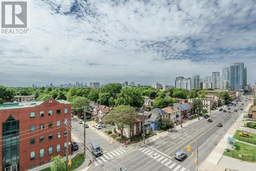 910 - 398 Eglinton Avenue E, Toronto C10, ON - Outdoor With View